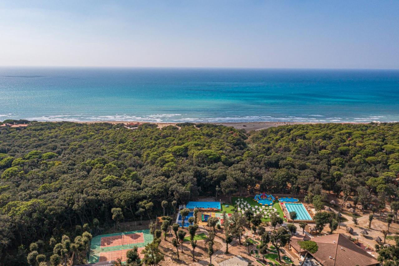 Paradu Ecovillage & Resort Marina di Castagneto Carducci Bagian luar foto